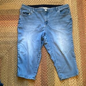 CJ Banks denim capris, size 22W
